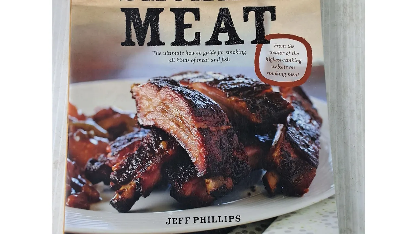 Smoking Meat Ultimate How-To Guide for Smoking All Kinds of Meat Book