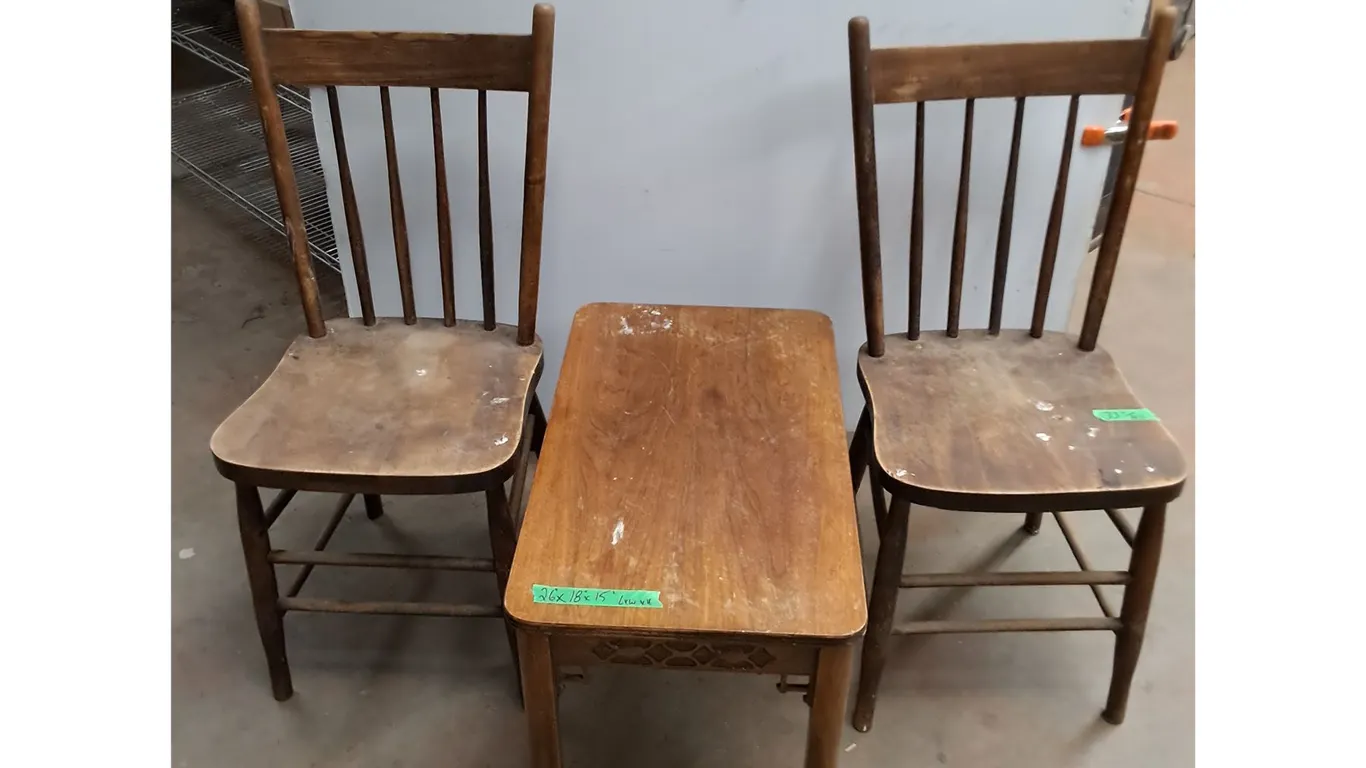 * Vintage Wooden Coffee Table & Chairs - Cannot Ship