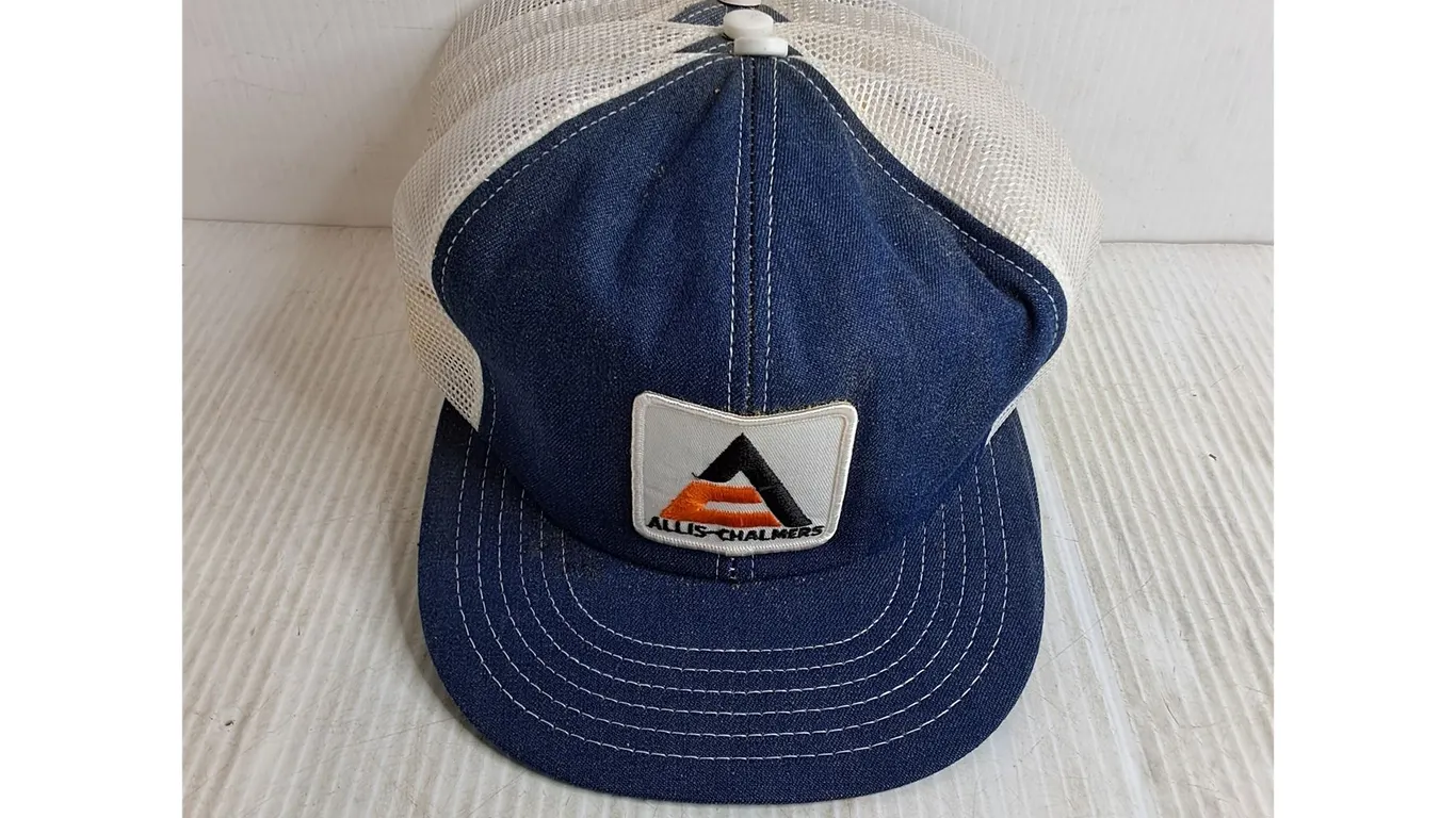 (6) Vintage Allis-Chalmers Snapback Trucker Hats