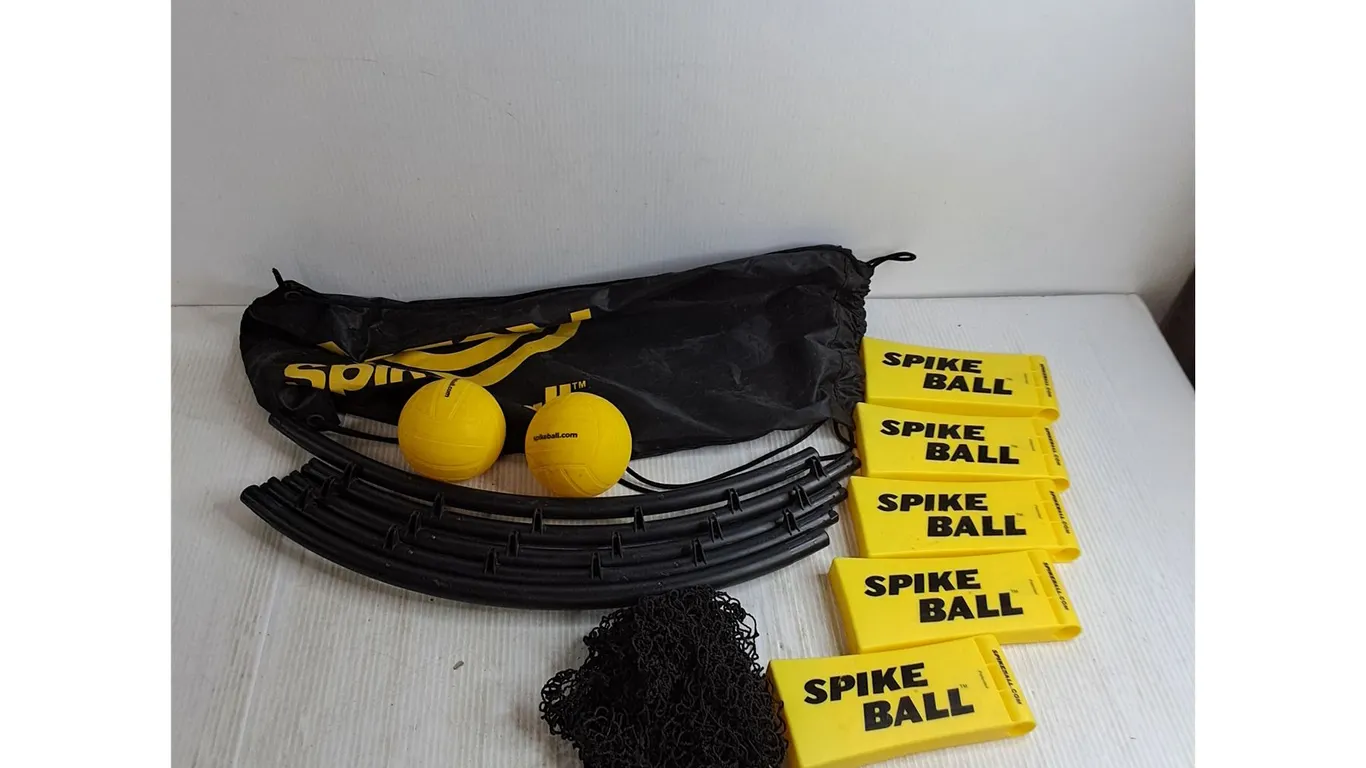 Spike Ball Yard Game w/Tote