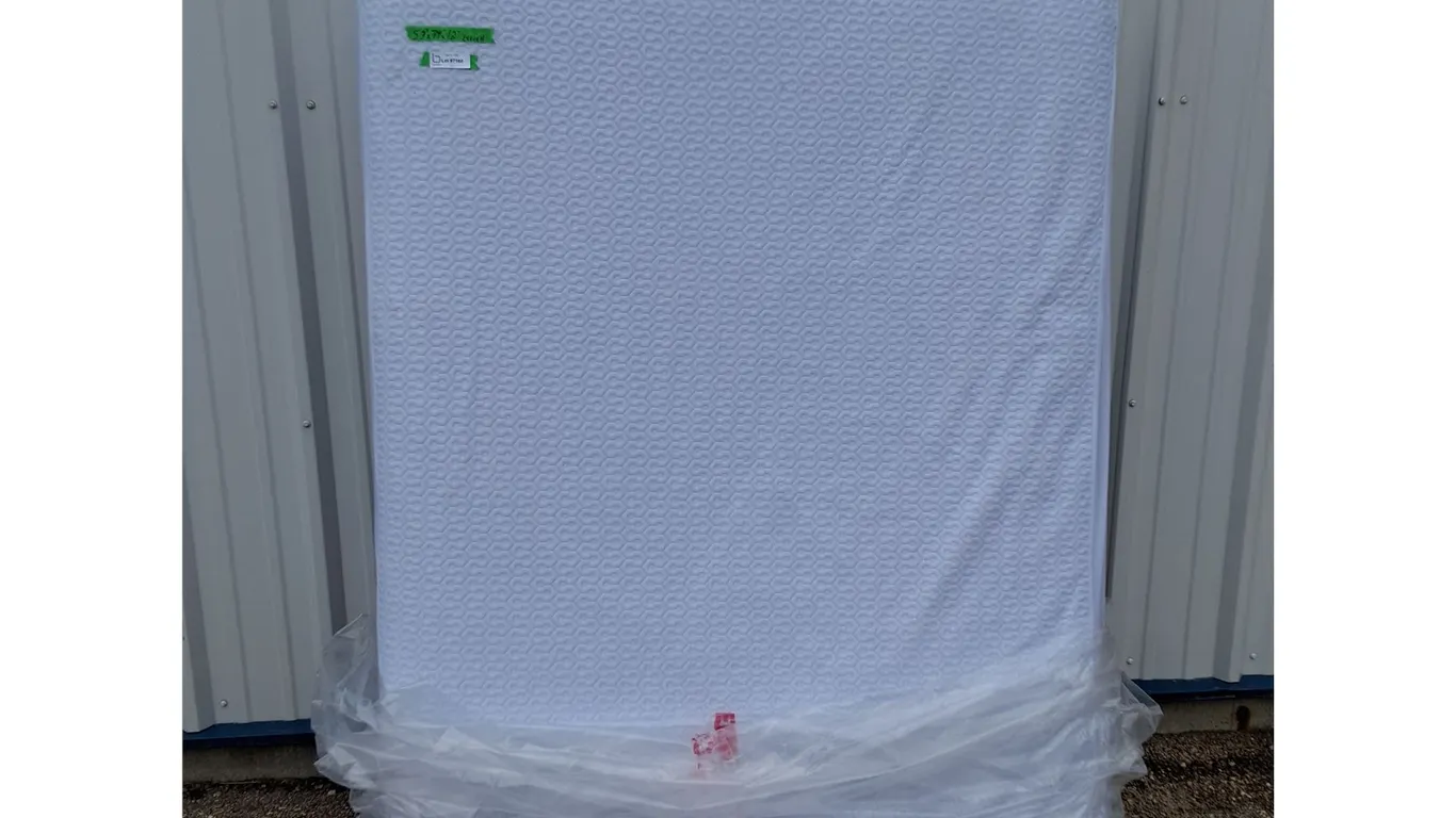 ~Queen Size Mattress 53" x 74" x 12" No Shipping