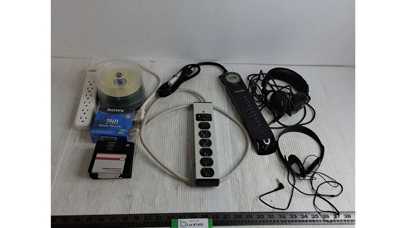 Power Bars, Floppy Disks, CD-Rs, Head Phones