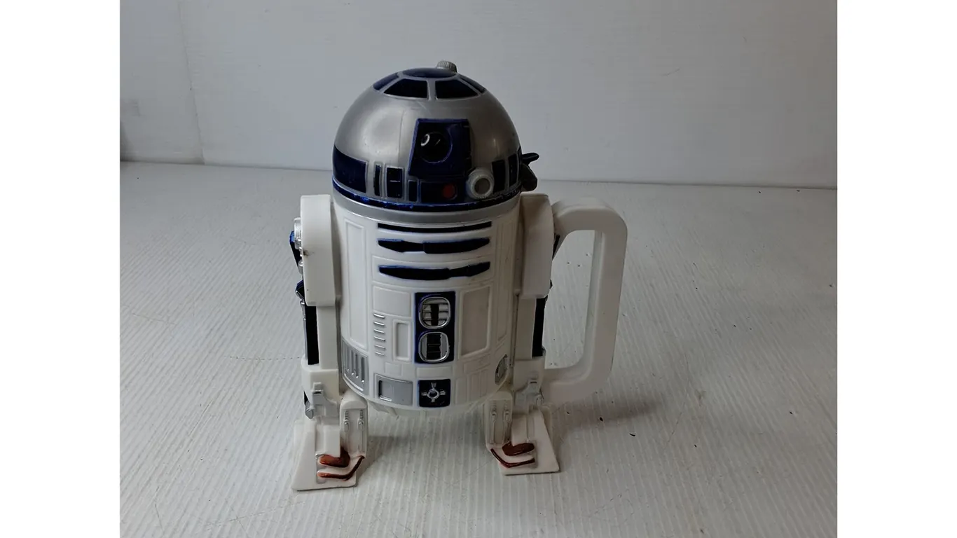 Disney Parks Exclusive Star Wars R2-D2 Souvenir Stein/Cup ( cannot authenticate)