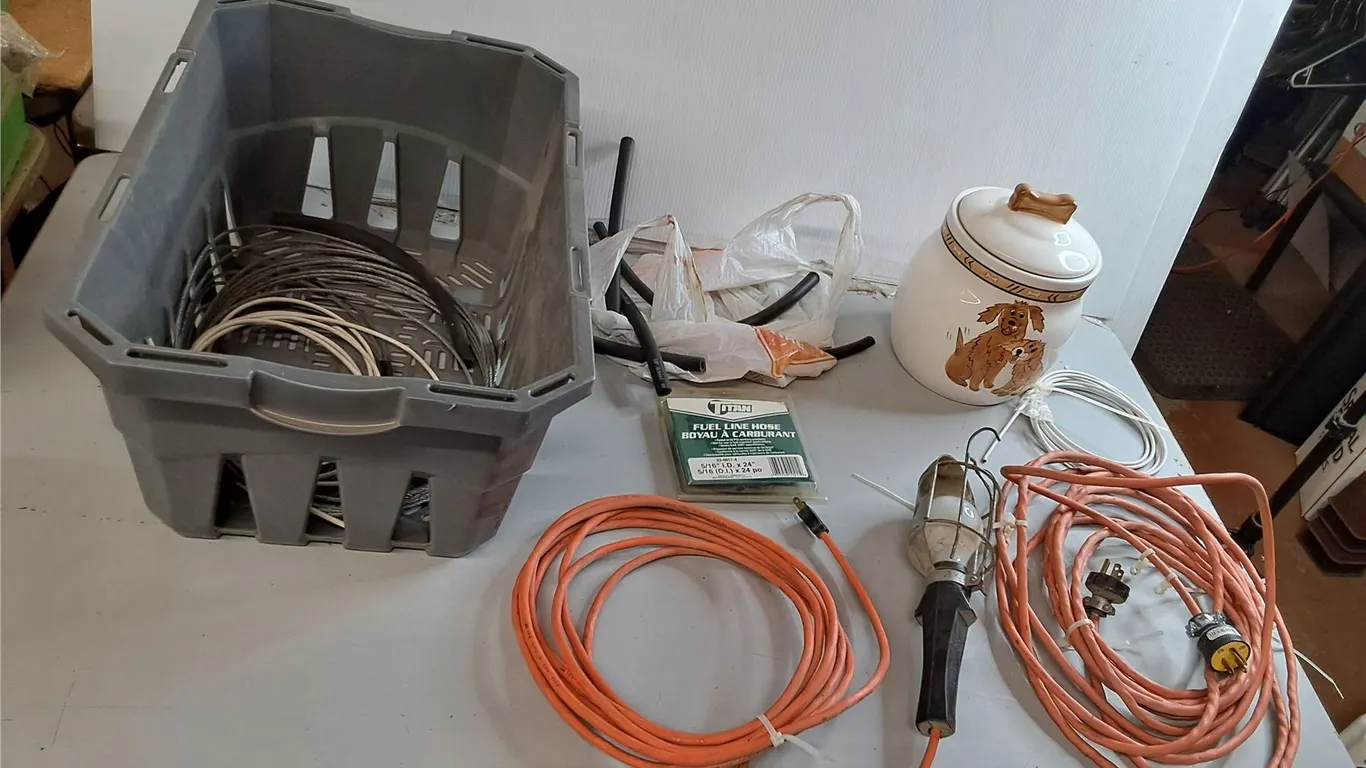 Trouble Light- Powers On, Fuel Line Hose, Dog Style Cookie Jar, Misc. Can't Ship