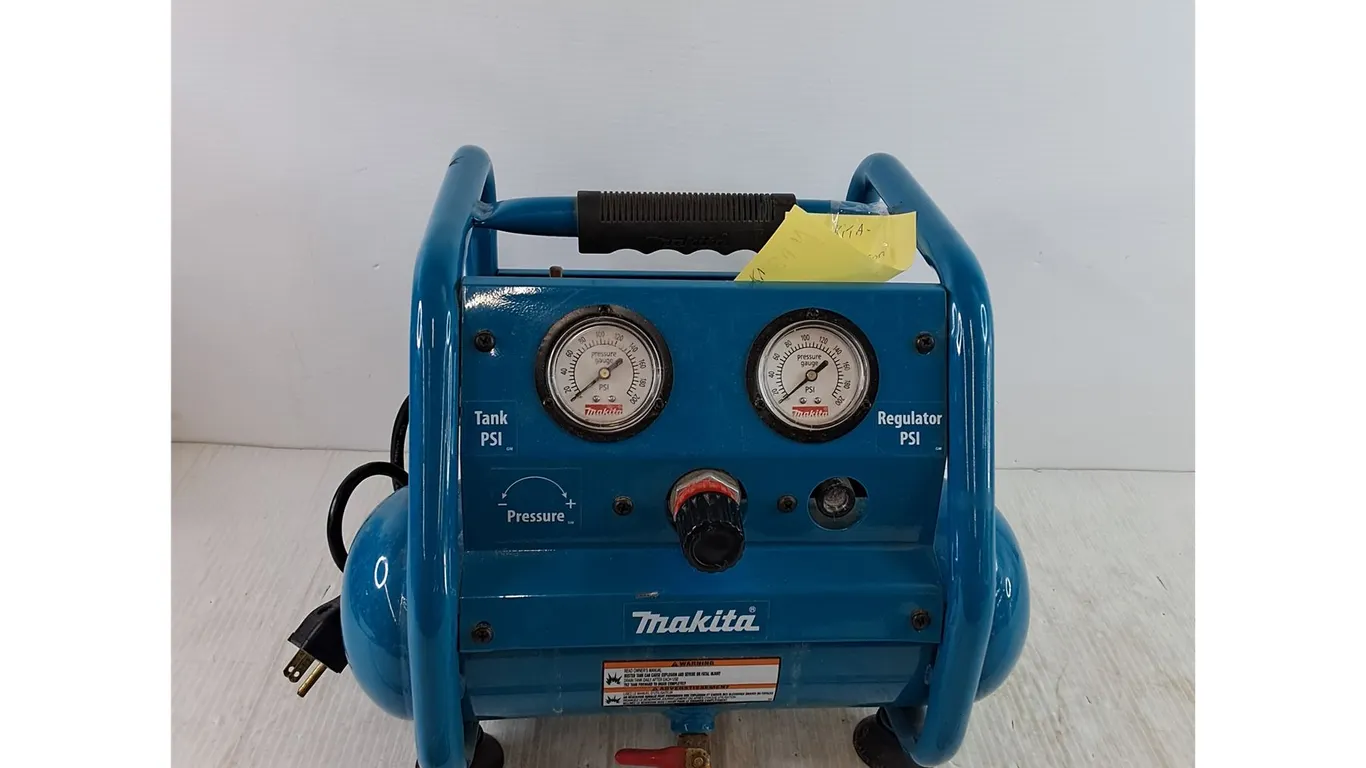 Blue Makita Air Compressor, Works