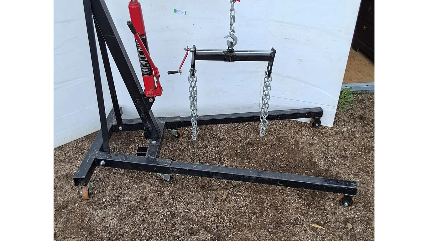 **Hydraulic Engine Crane No Shipping