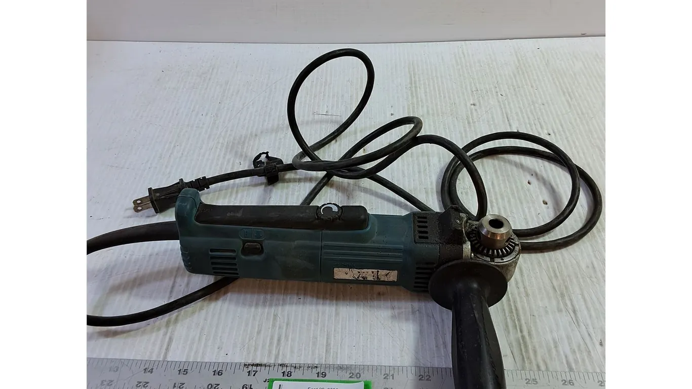 Makita Right Angle Drill - Tested