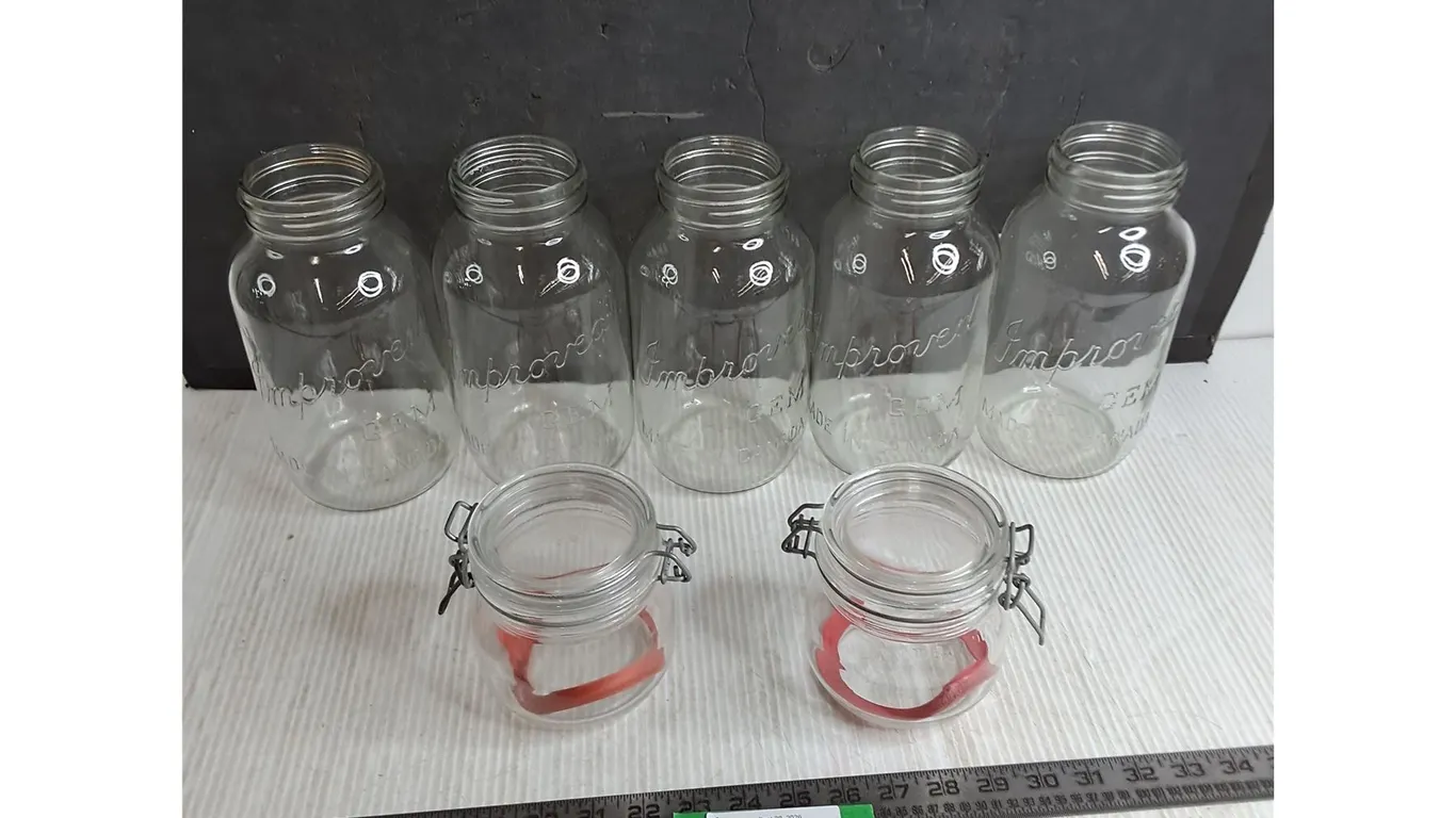 (7) Sealer Jars - Only 2 Have Lids