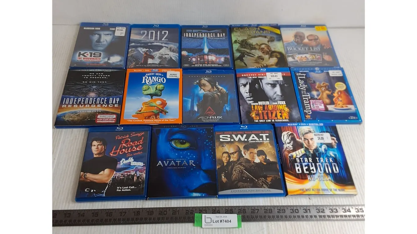 (14) Blu-Ray DVD Movies - 2012, Rango, Avatar, Lady & The Tramp