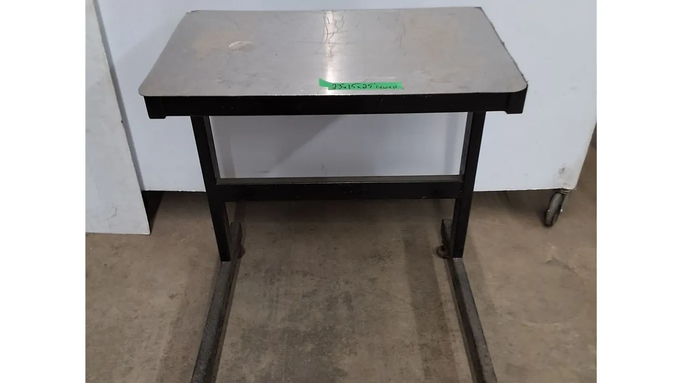 * Metal Desk - Cannot Ship
