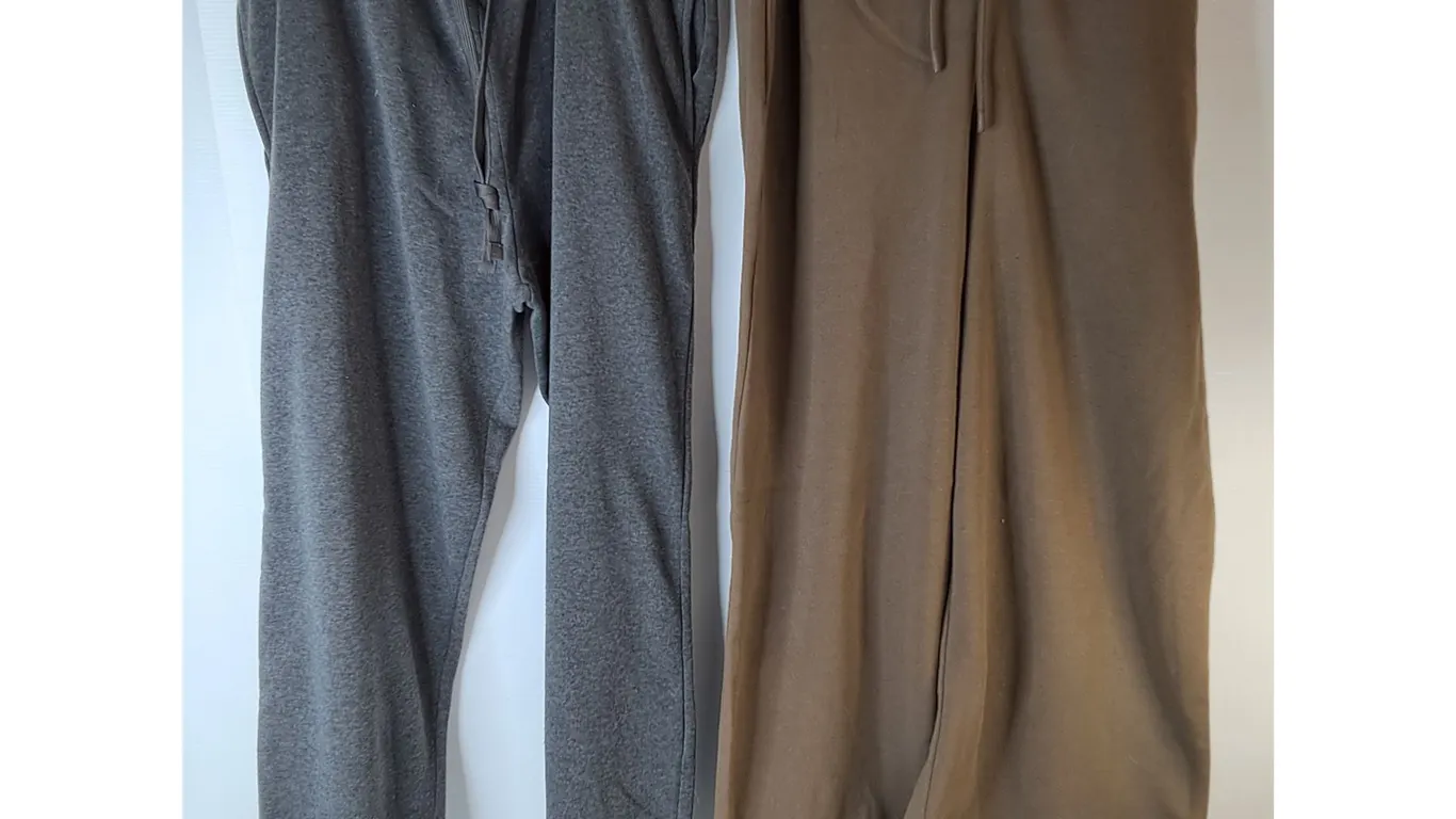 (2) Sweatpants-XL & XXL