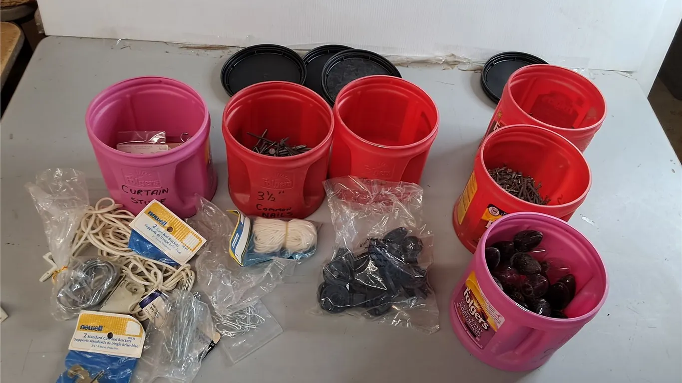 3 1/2" Nails, Tarp Clips, Curtain Accessories, Misc.