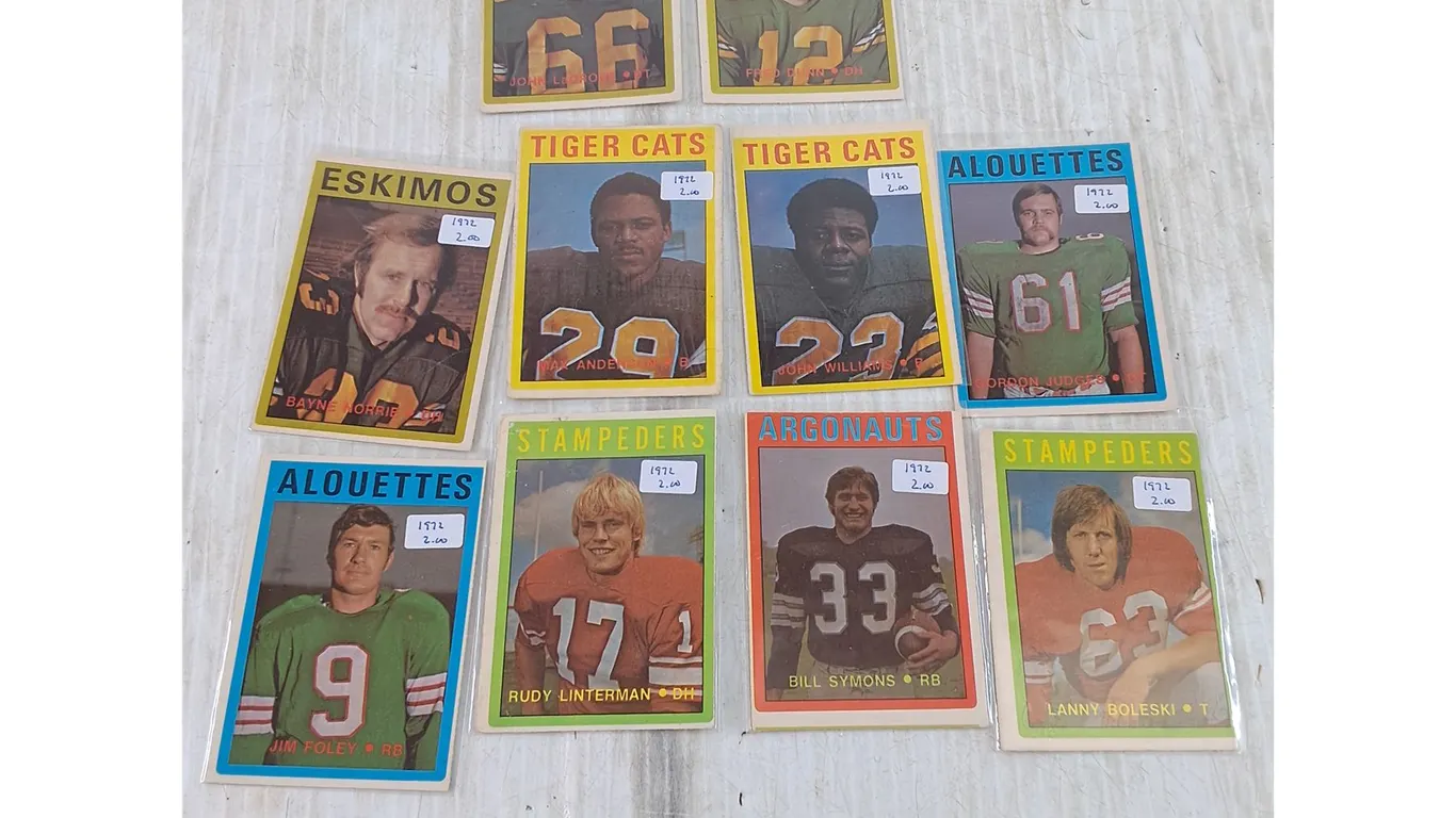 (10) Vintage CFL Football Trading Cards, Alouettes, Tiger Cats, Stampede, Argonauts, Eskimos