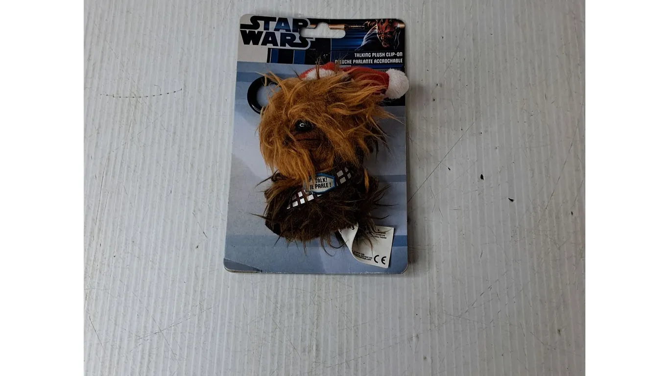 Star Wars Chewbacca Talking Clip-On Plush
