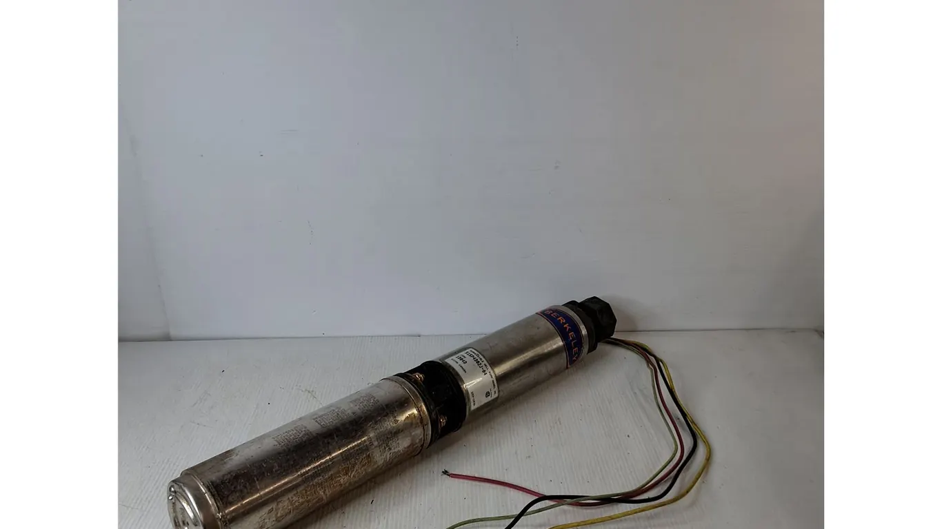 Berkeley Submersible Well Pump 25" (cannot ship)