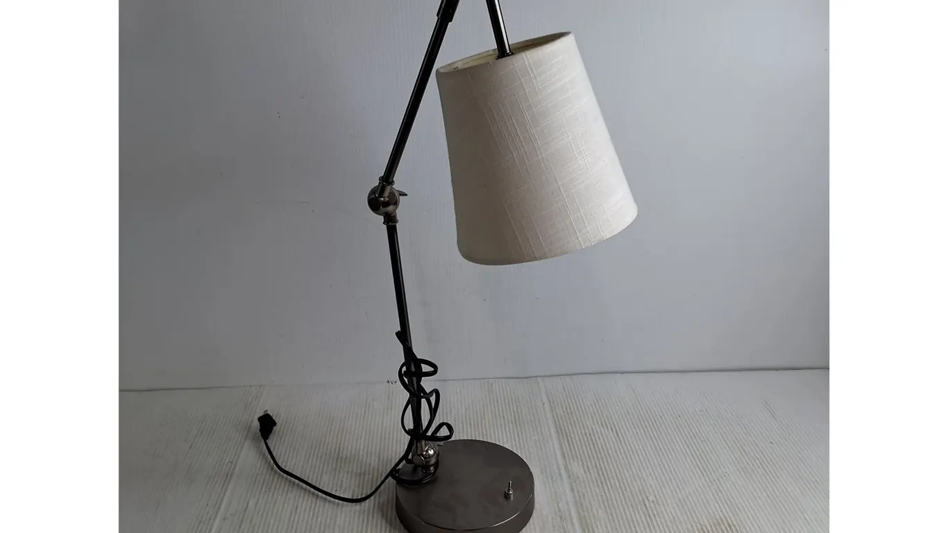 Positional Desk Lamp - Working