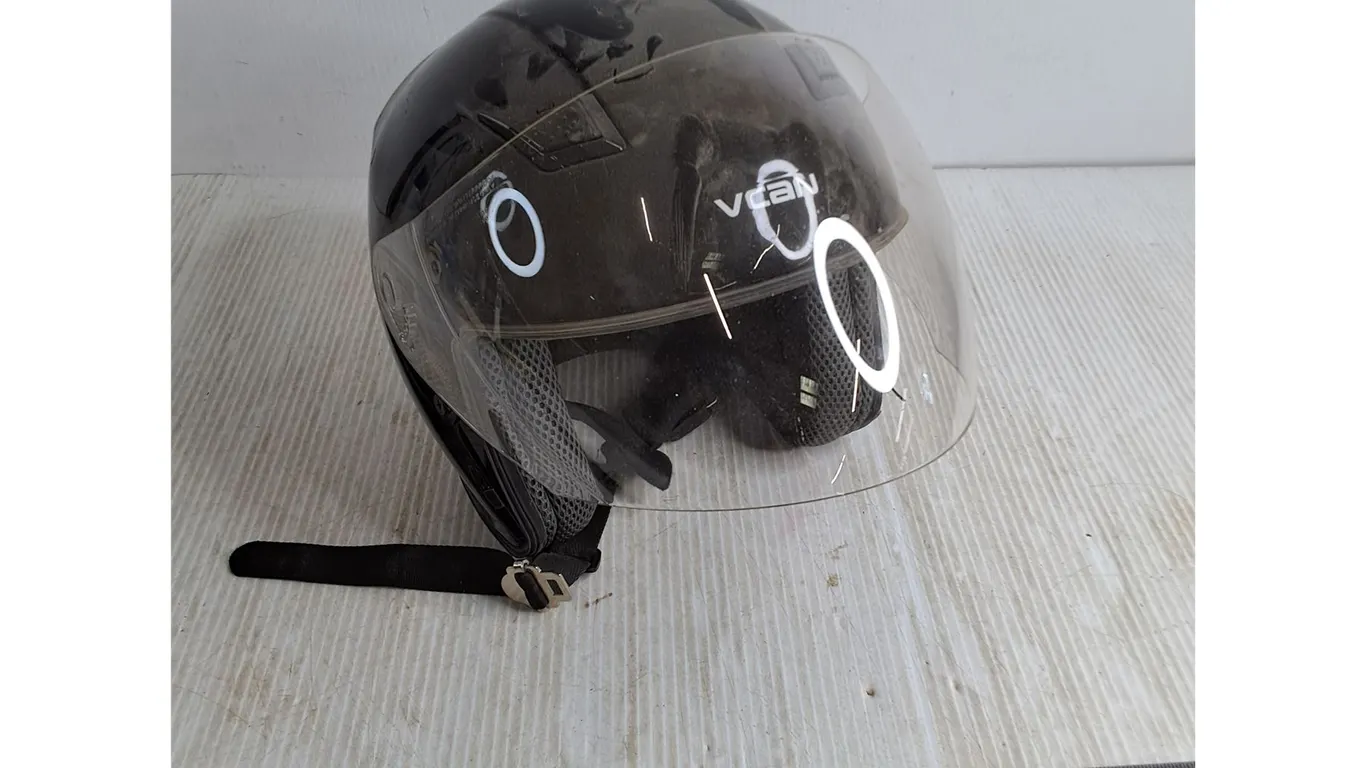 Vcan Adult Size Large Motorcycle Helmet