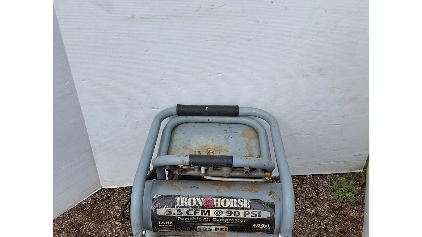 **Iron Horse 55.5CFM 90PSI Portable Air Compressor No Shipping