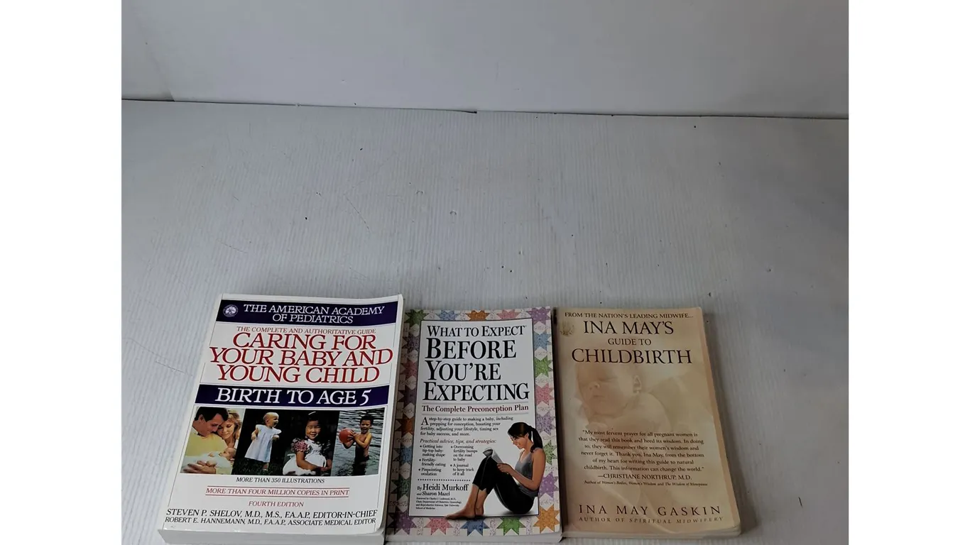 (3) Books; What To Expext When Your Expecting, Ina May's Guide To Childbirth, Misc