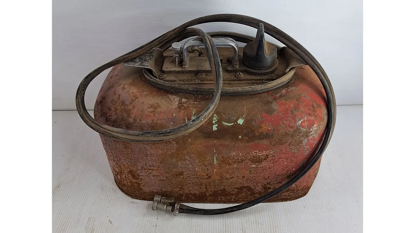 Boat Fuel Tank, Pickup Only