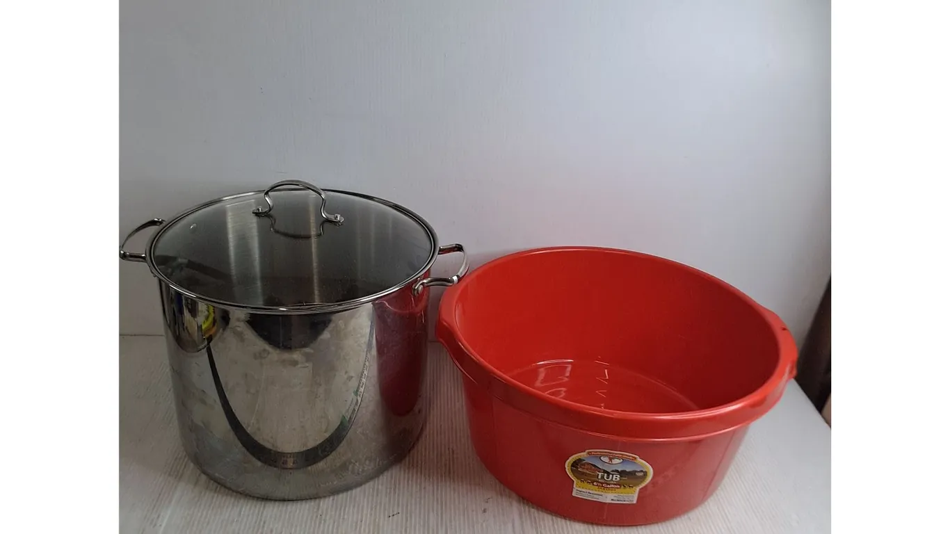 Plastic 6.5 Gallon Tub, Water Bath Canner w/Glass Lid & Wire Rack - 14" Diameter