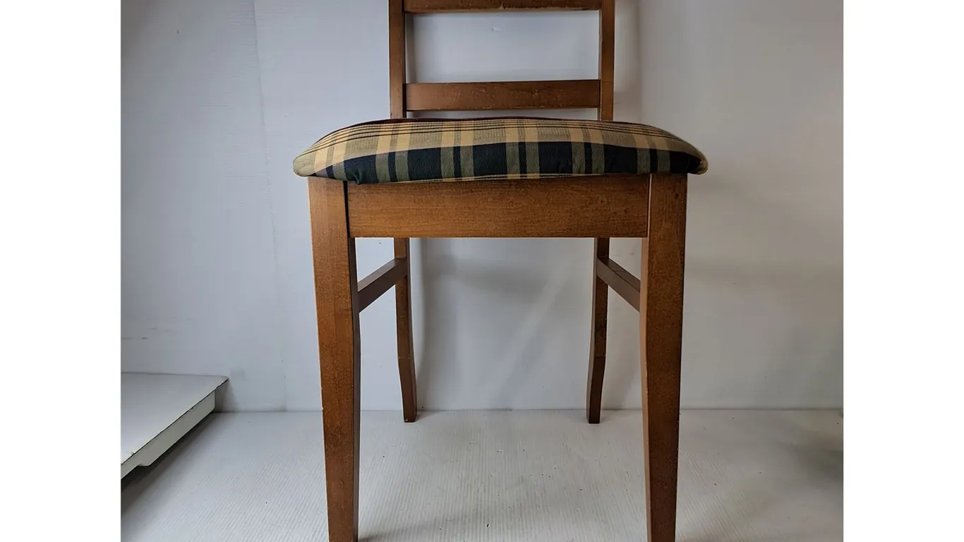 *Wooden Chair 15"x15"x33" ( cannot ship)