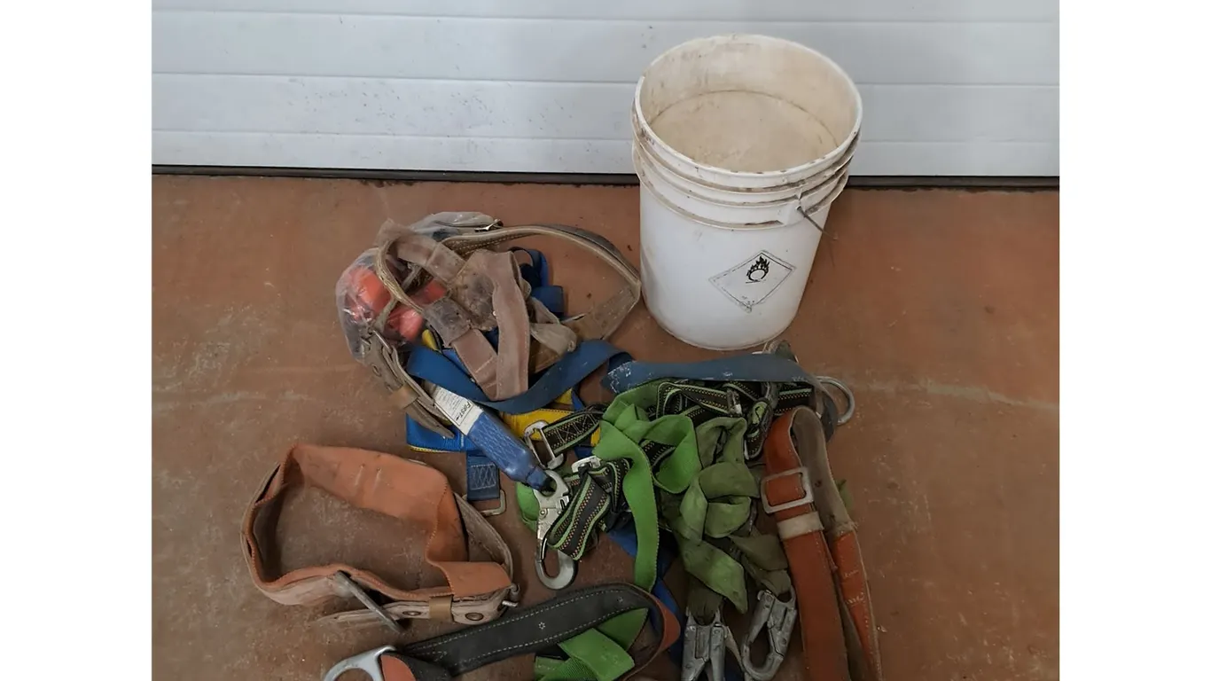 *Plastic Bucket, Harnesses