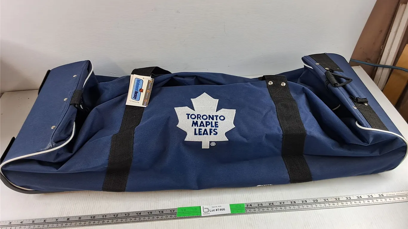 Toronto Maple Leafs Sports Bag 36" x 14", Pickup Preferred