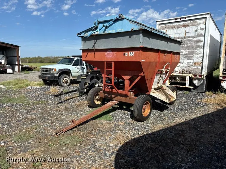 Flow EZ 220W grain cart