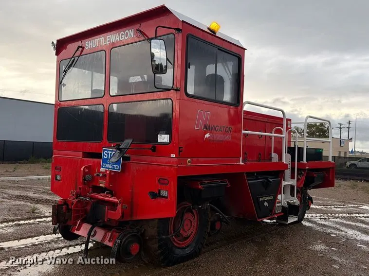 2013 Shuttlewagon Navigator NVX8040 railcar mover
