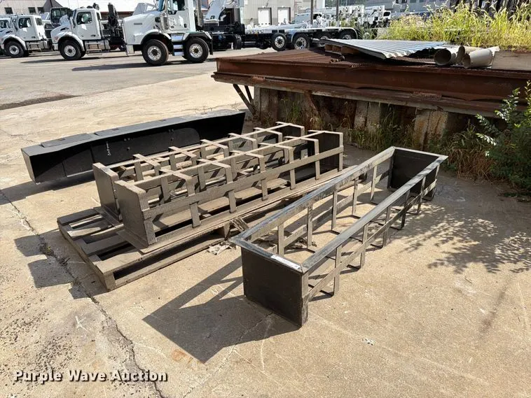 (3) Dunnage racks