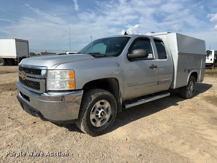 2012 Chevrolet Silverado 2500HD Ext. Cab utility bed pickup truck