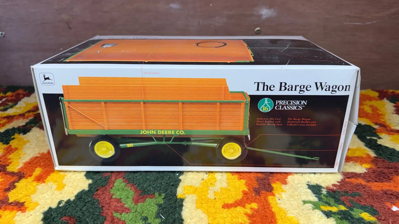 John Deere Diecast Barge Wagon