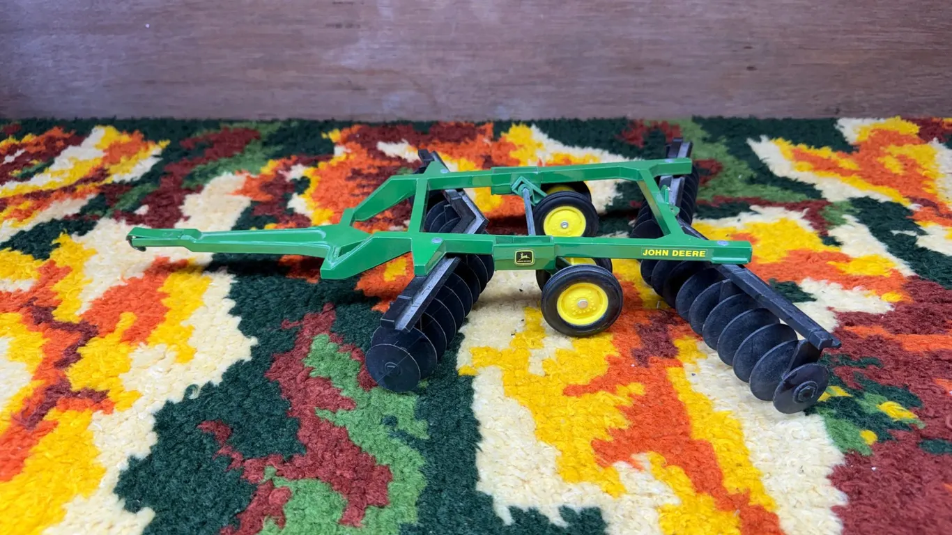 John Deere Diecast Disc