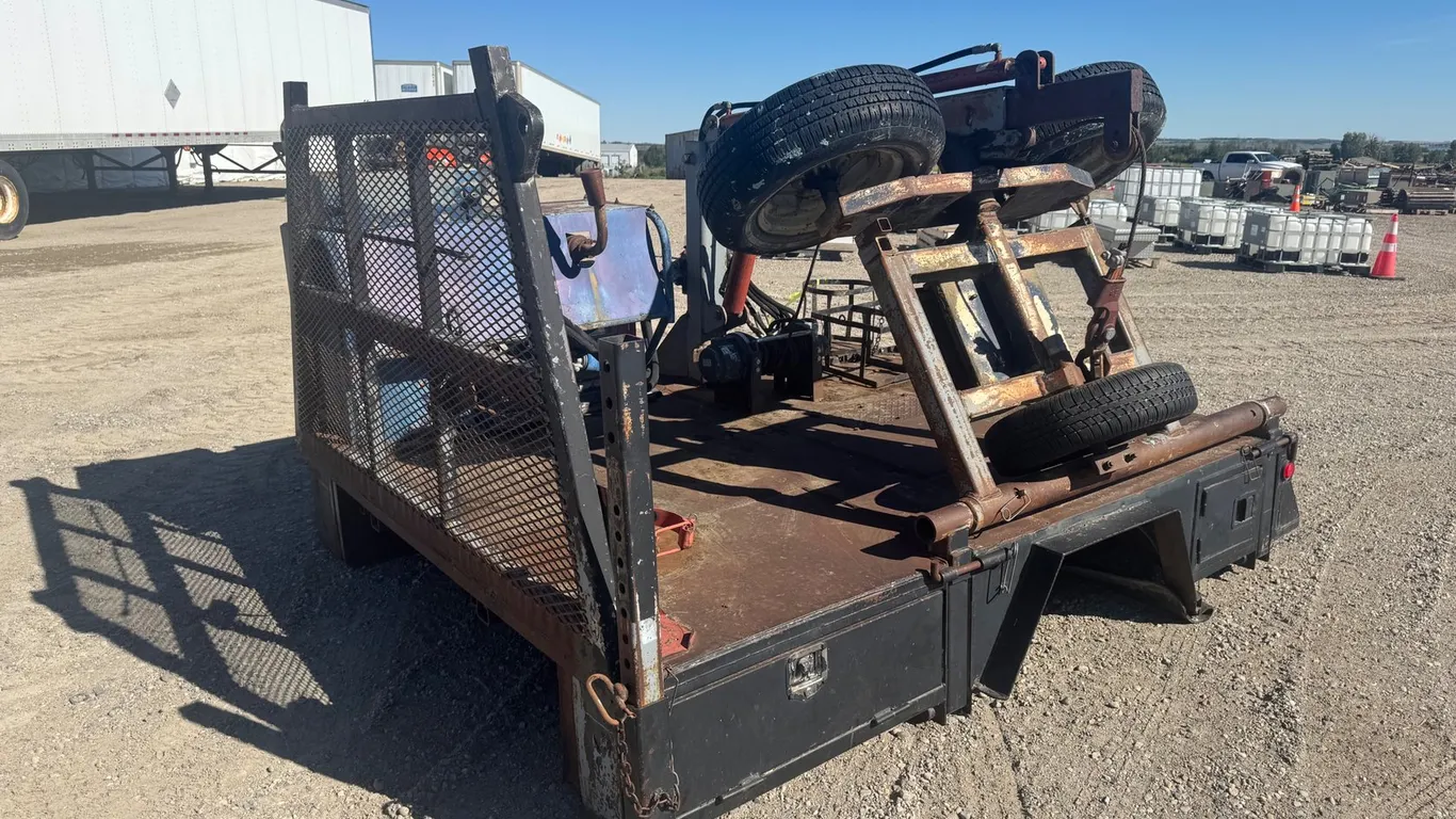 Truck Headrack w/ Winch Crane
