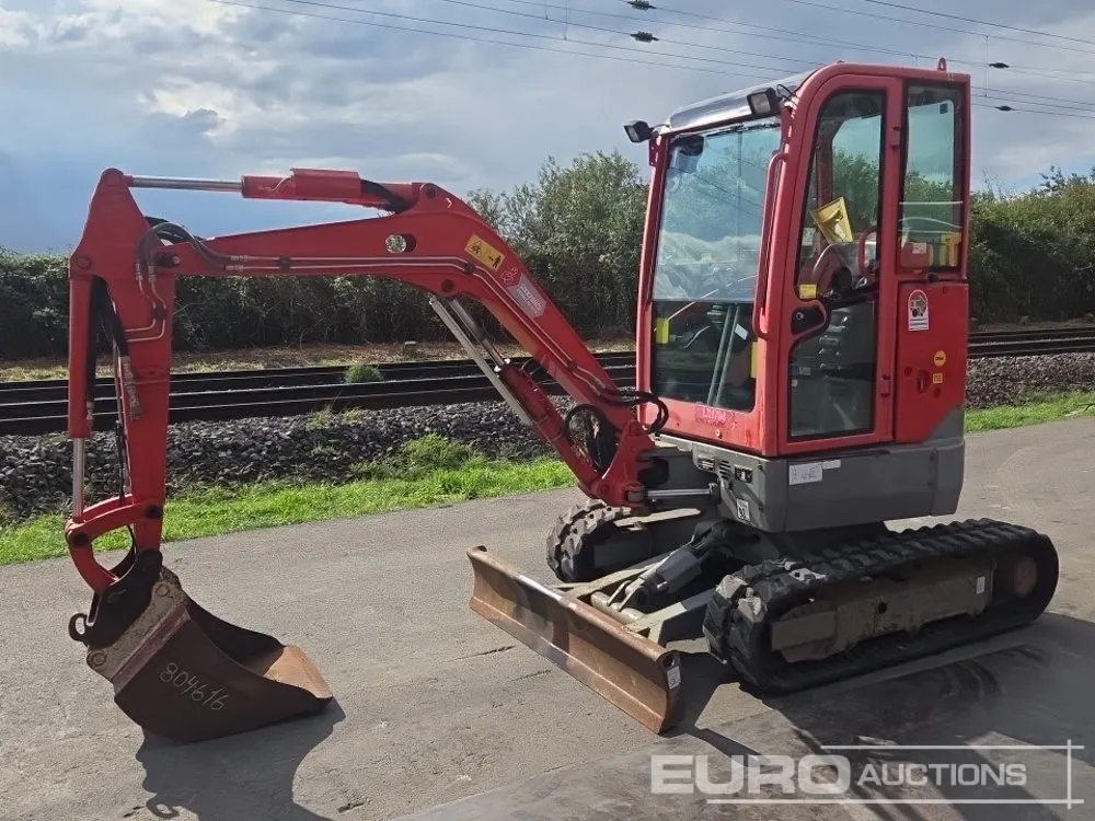 2017 Volvo ECR25D