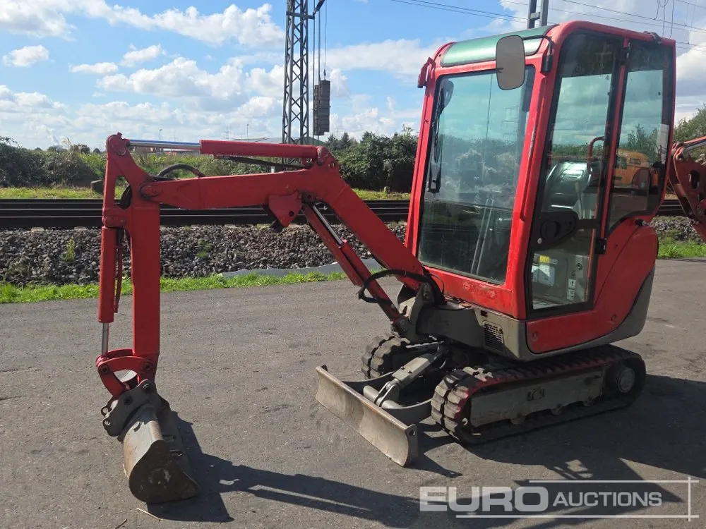 2015 Yanmar SV16
