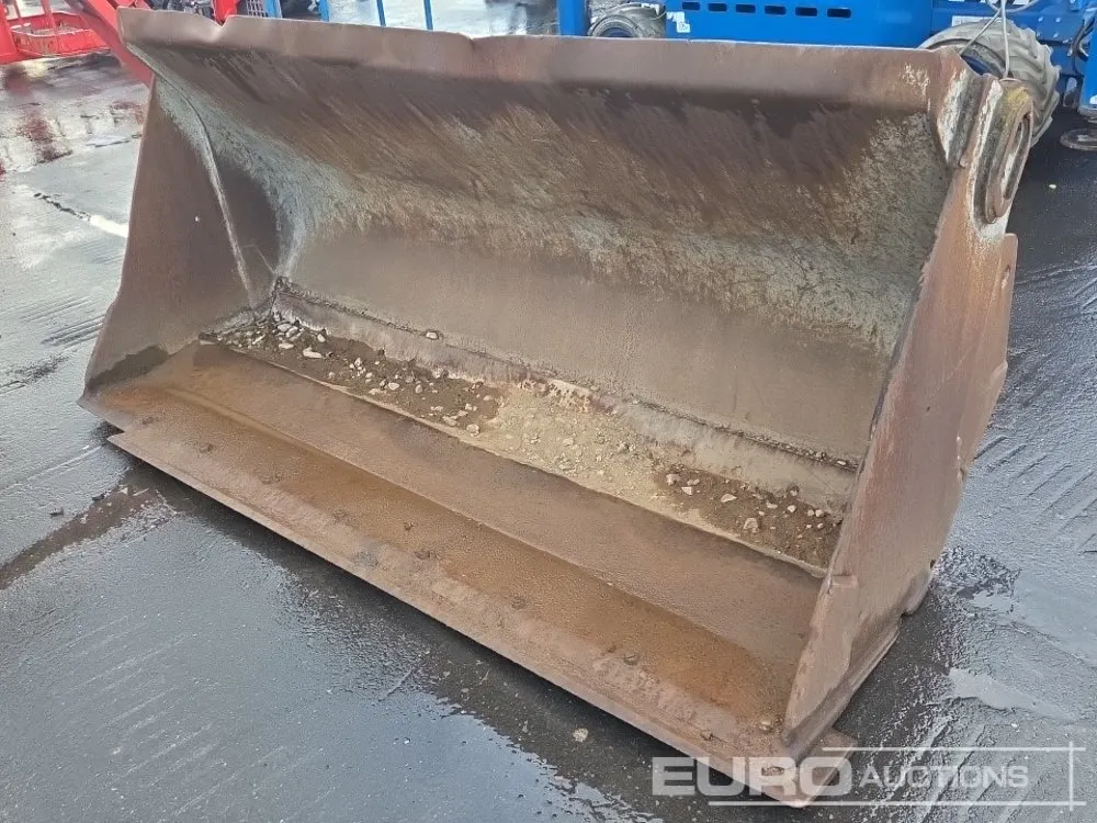 99" Front Loading Bucket to suit Wheeled Loader