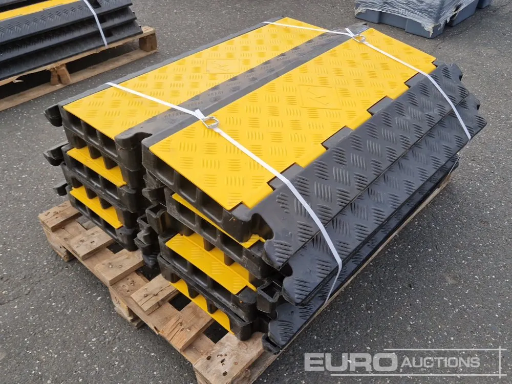 Unused Road Cable Protection, 3 Channels