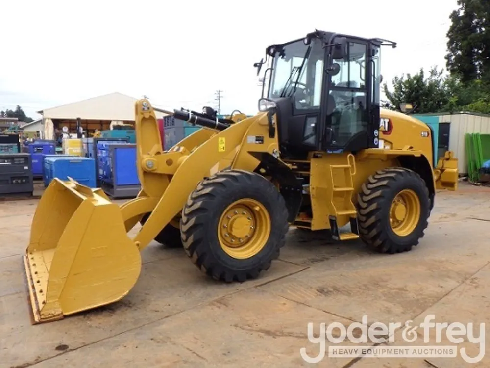 2025 CAT 910