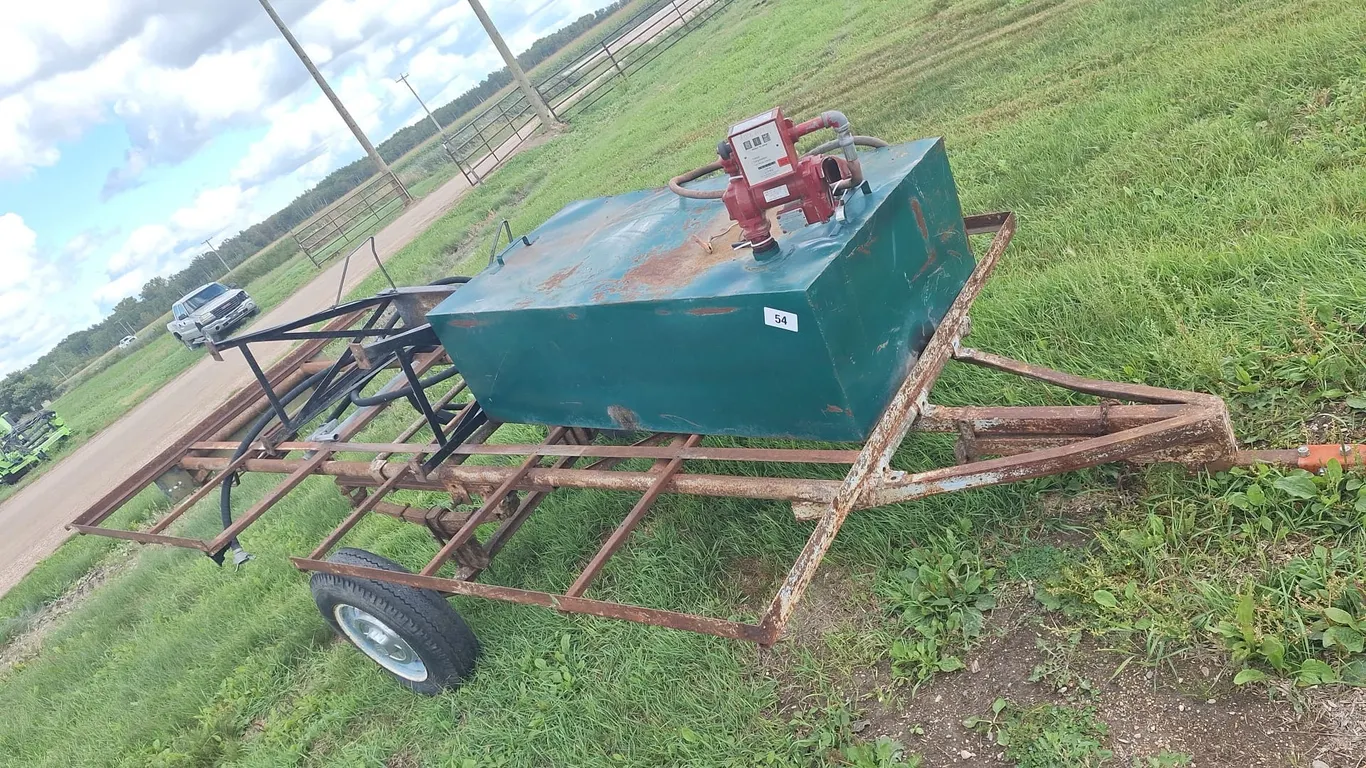 Trailer with fuel tank + 12V pump