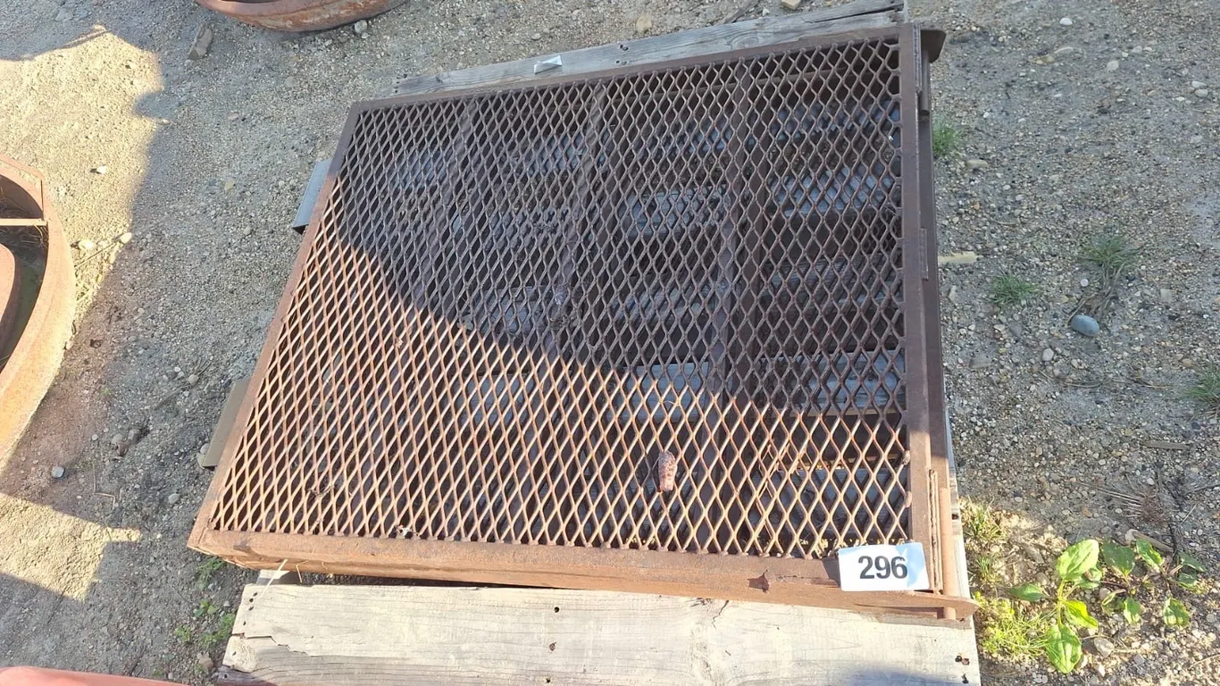 Folding steel ramps. 34"x80"