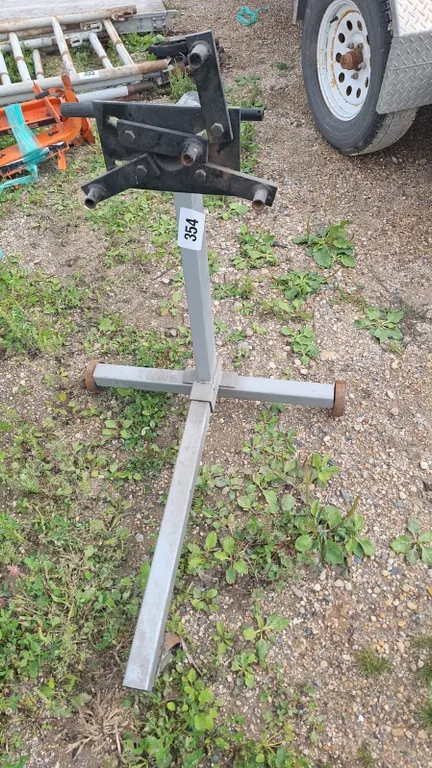 Engine stand