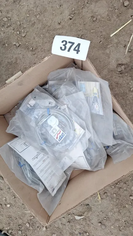 Box of cable support kit