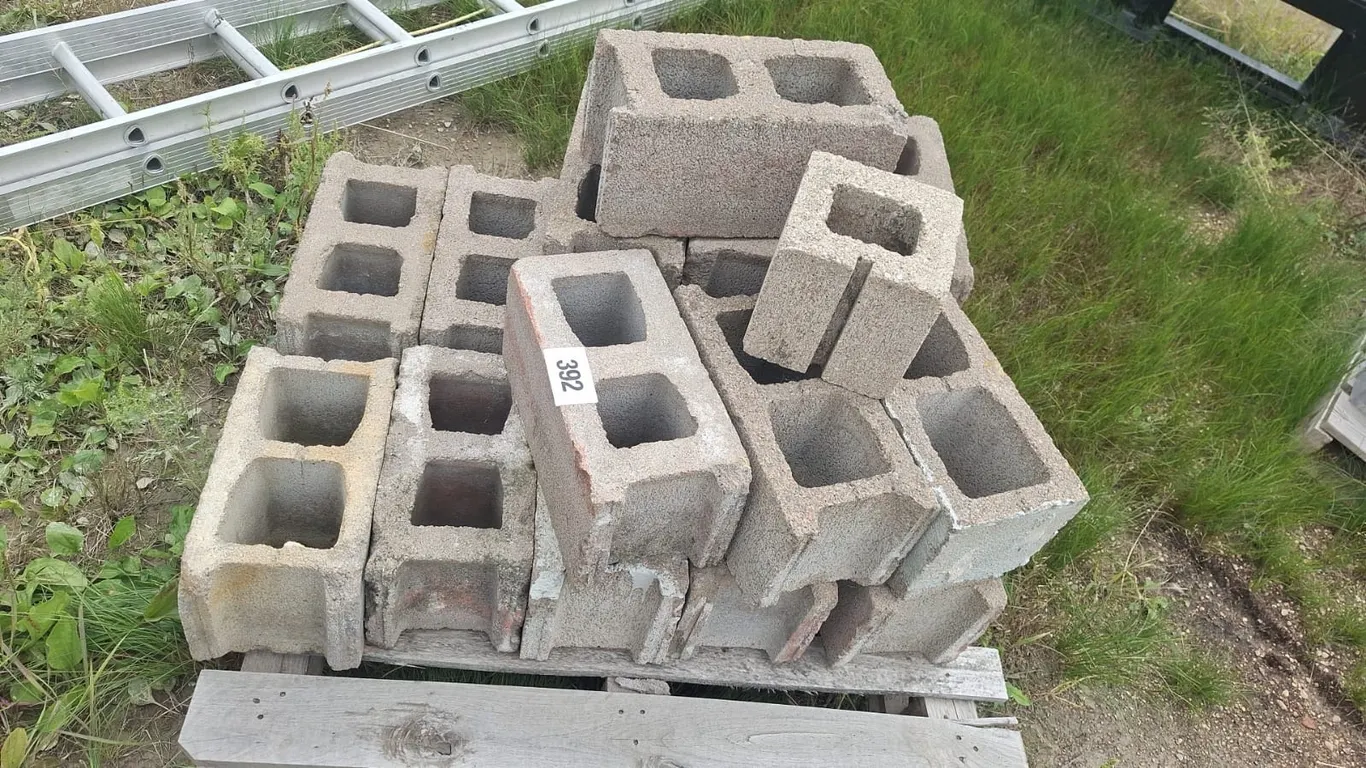 17-Concrete blocks