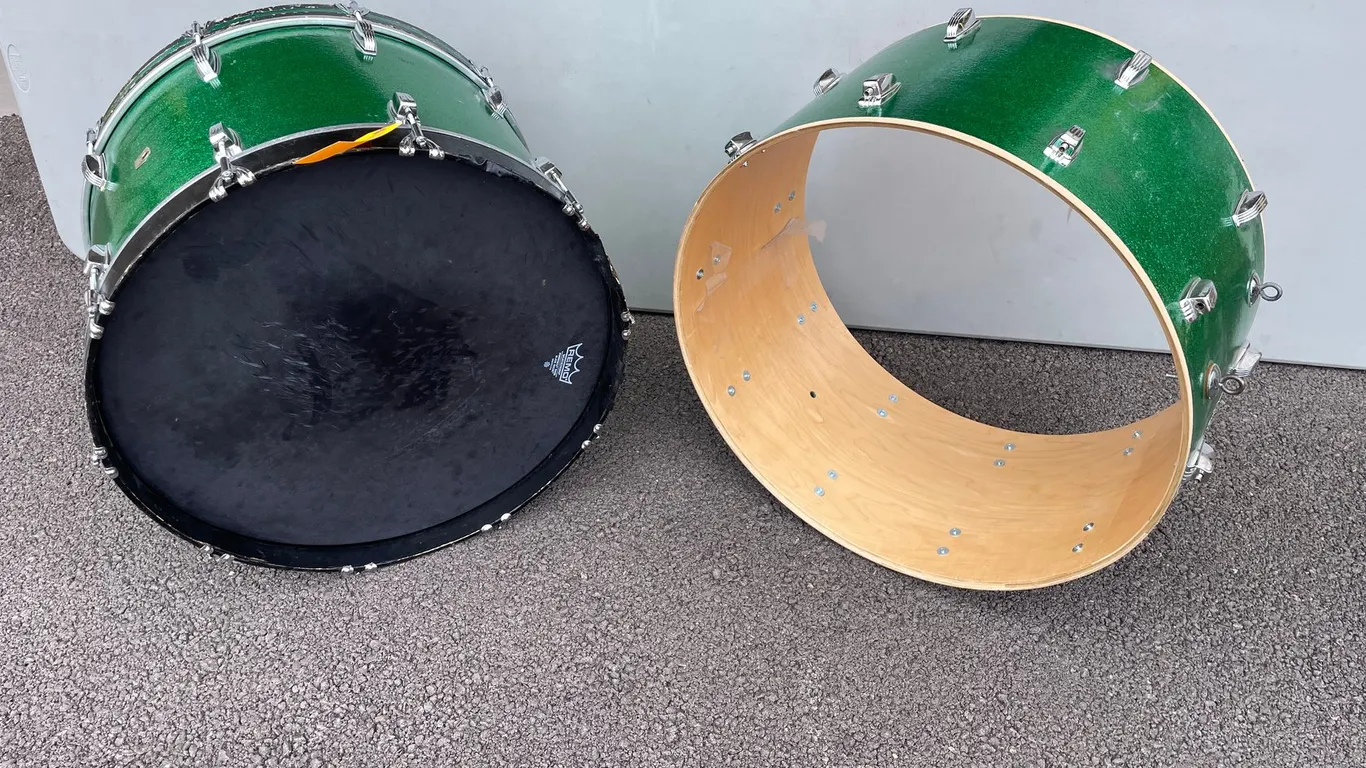 (2) Remo Powermax Bass Drums