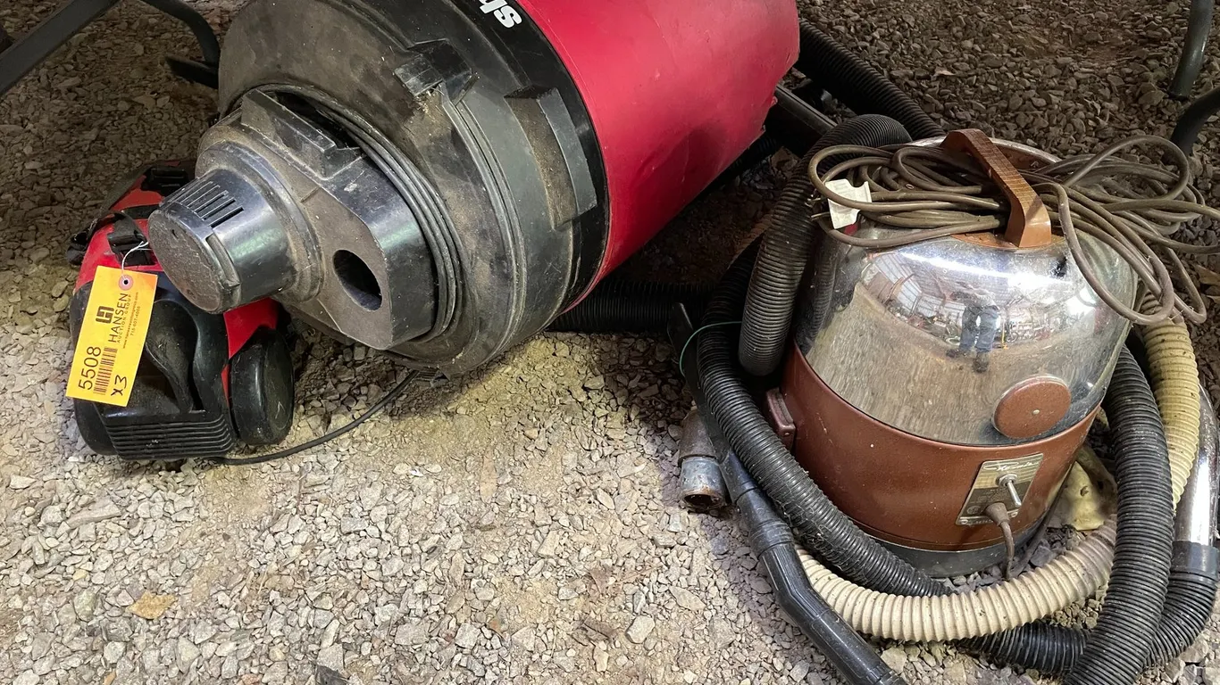 (3) Vacuum Cleaners