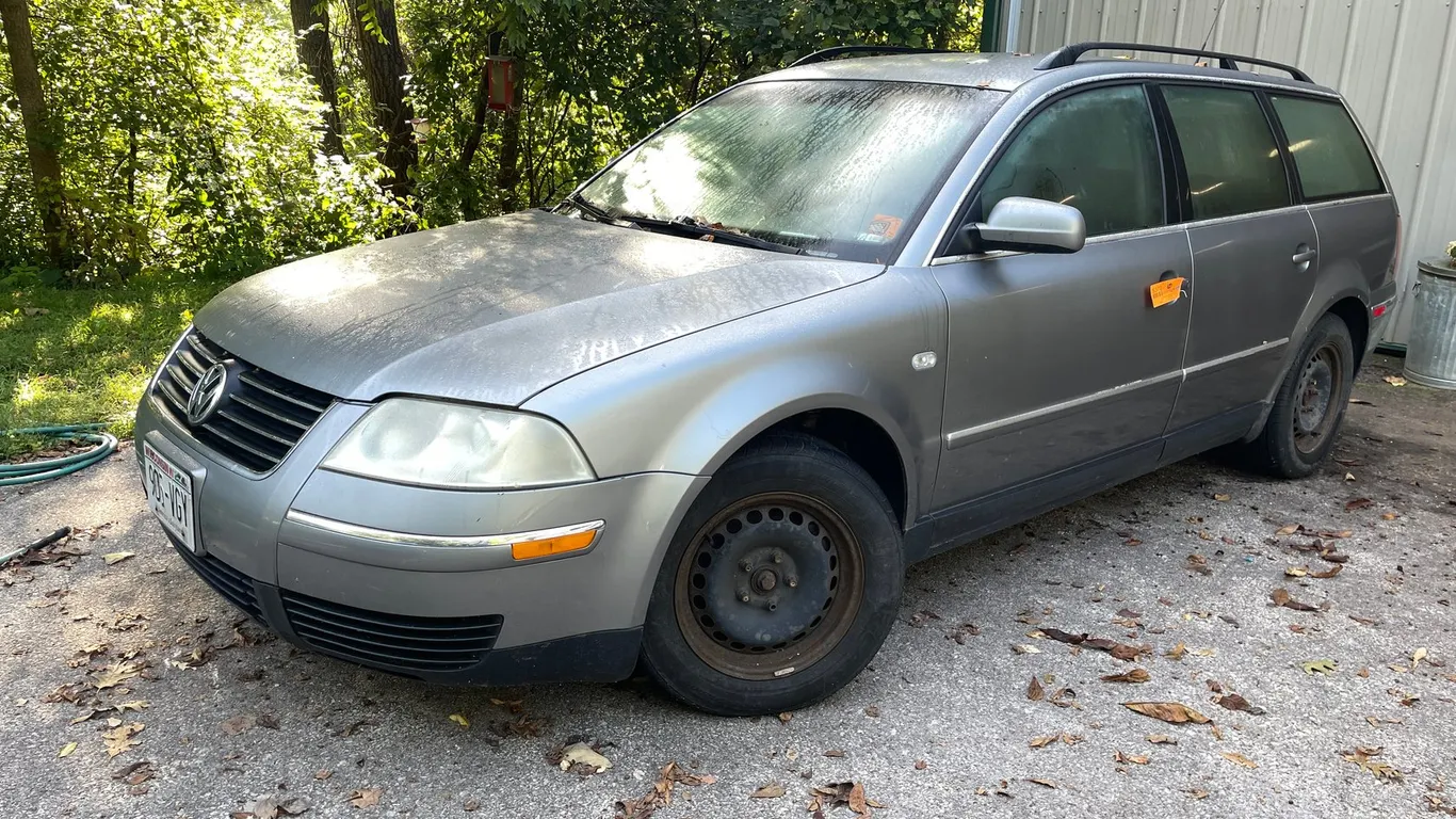 2003 Volkswagon Stationwagon (Has WI Title)
