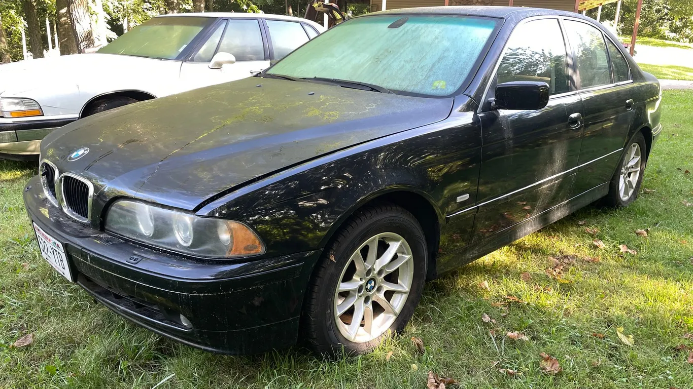 2003 BMW 4 Door Sedan (Has WI Title)