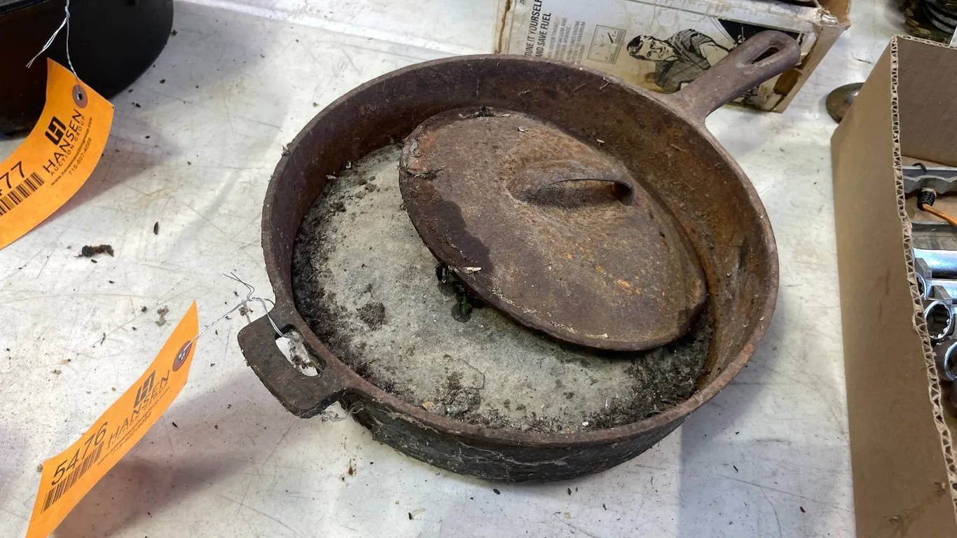 Classic Cast Iron Fry Pan